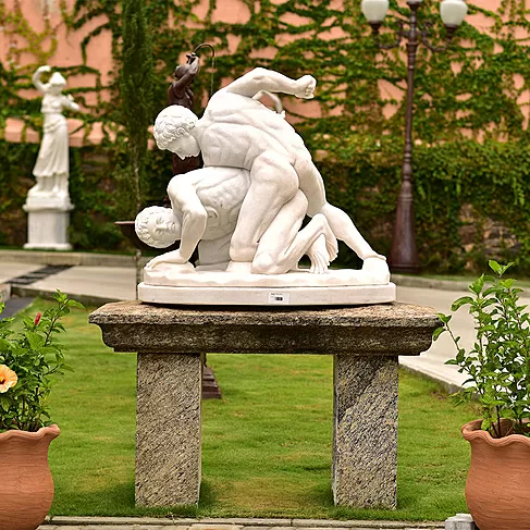 imagem de  Escultura Pancrácio em Mármore 100cm - EMP488 Força e Elegância Clássica