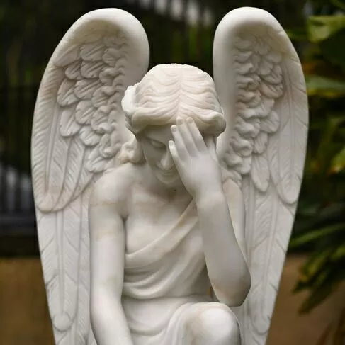 imagem de Anjo da Memória Eterna Mármore Branco 160cm - IMP367