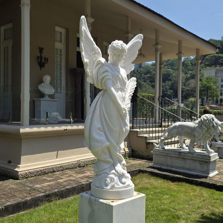 imagem do produto Anjo da Vitoria M�rmore Branco 160cm - IMP360