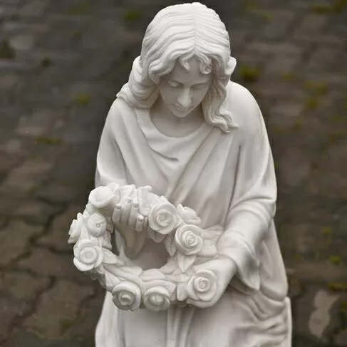 imagem de Anjo das Rosas Mármore Branco 80cm - IMP368