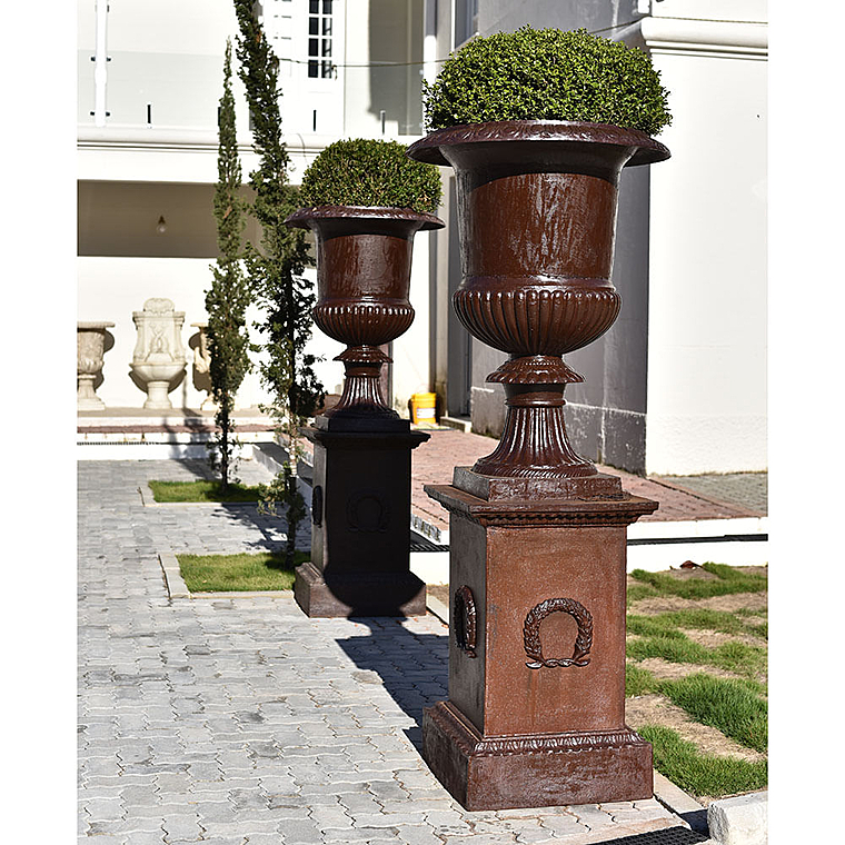 imagem do produto Base de Ferro com Loureiro 50cm VRF285 Sofistica��o e Design Cl�ssico