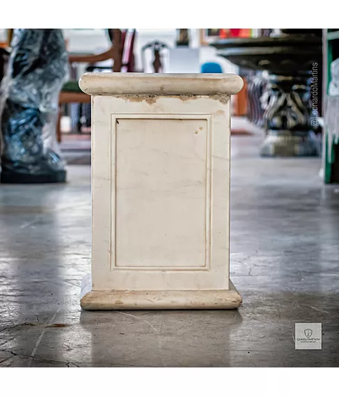 imagem de Base Retangular em Mármore 50cm VRMP215 Para Esculturas e Projetos Sofisticados