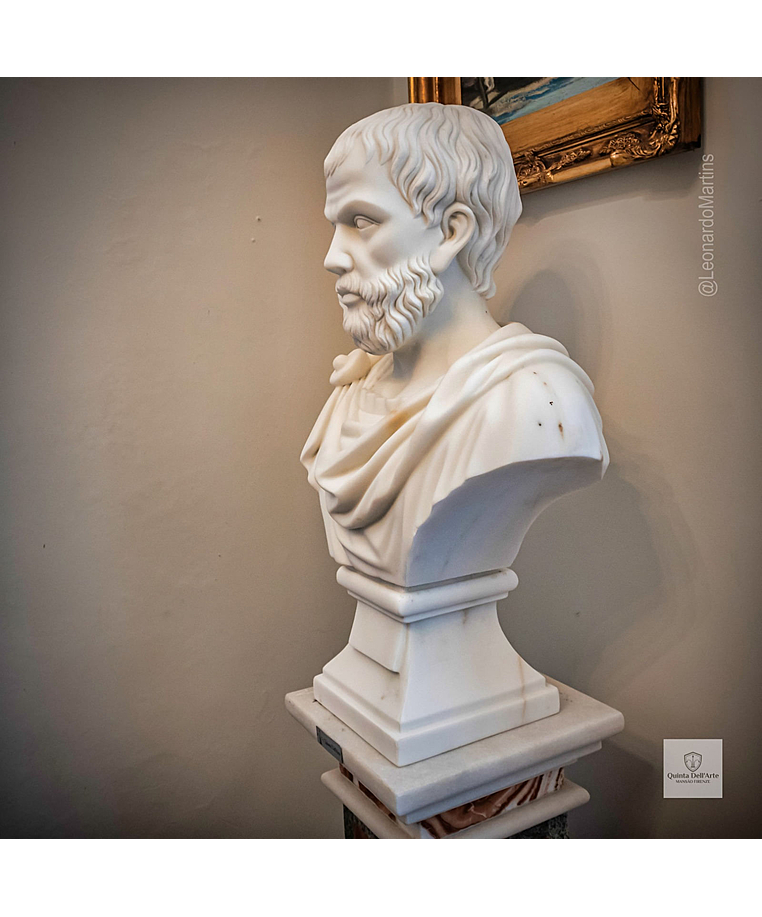 imagem do produto Busto Arist�teles em M�rmore Branco 70cm BMP052 Sabedoria e Tradi��o