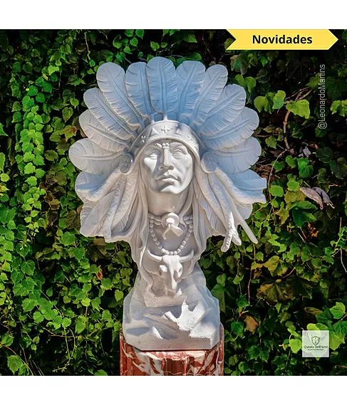 imagem de Busto Cacique em Mármore Branco 72cm - BMP059