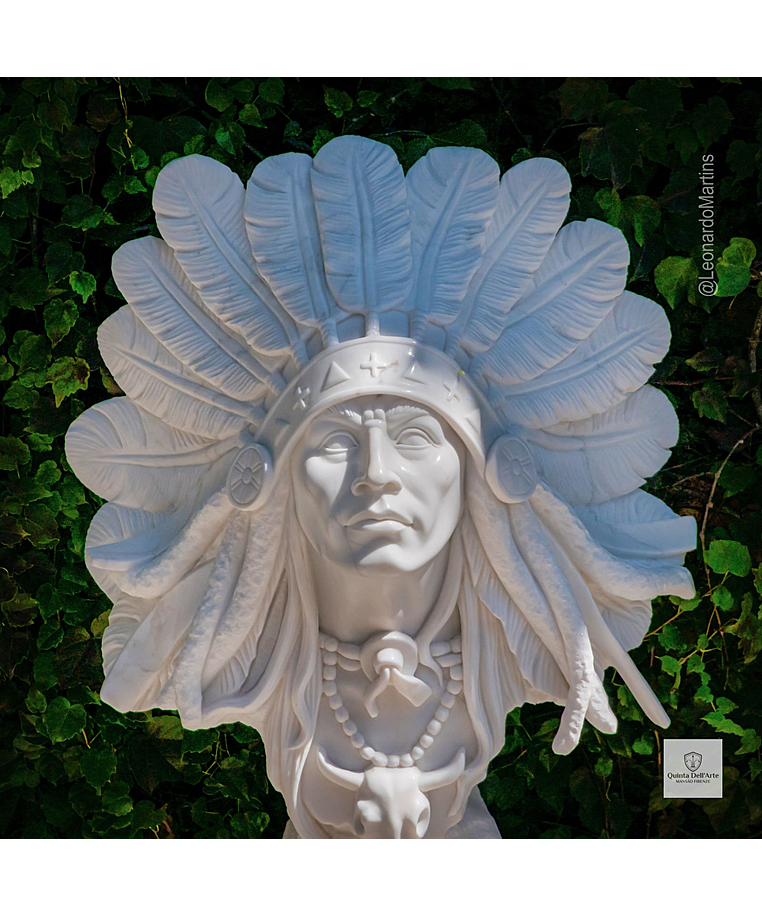 imagem do produto Busto Cacique em M�rmore Branco 72cm BMP059 Escultura Cl�ssica e Sofisticada