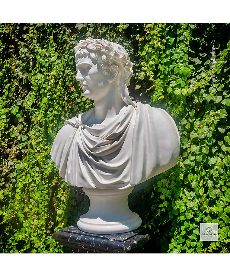 imagem do produto Busto Caio J�lio C�sar 59cm - BMP053
