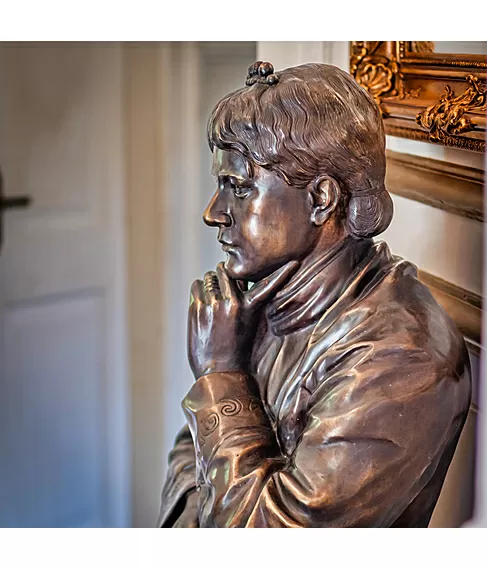 imagem de Busto de Bronze Helena Blavatsky 90cm | Escultura Artística Monumental - BBZ076
