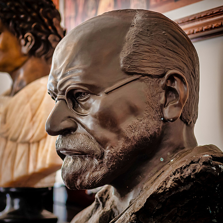 imagem do produto Busto de Bronze Sigmund Freud 60cm BBZ077 Escultura Art�stica Personalidade Hist�rica 