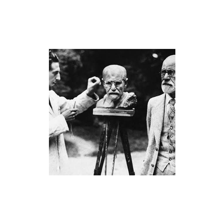 imagem do produto Busto de Bronze Sigmund Freud 60cm BBZ077 Escultura Art�stica Personalidade Hist�rica 