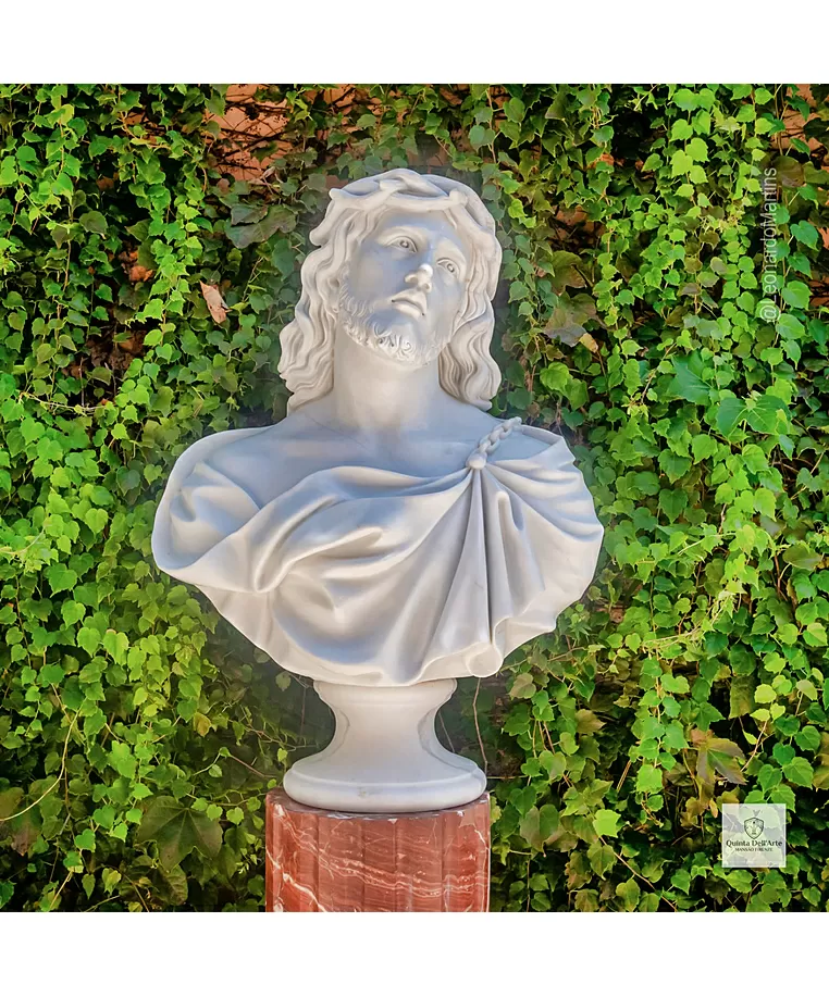 imagem do produto Busto de Jesus Cristo em M�rmore Branco 79cm BMP061 Escultura Sacra Sofisticada