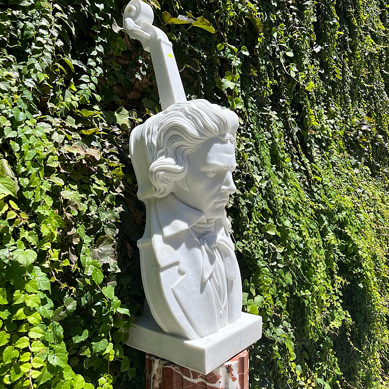 imagem do produto Busto de M�rmore Ludwig Van Beethoven 100cm BMP054