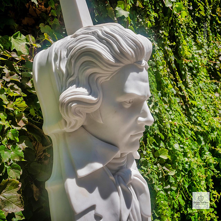 imagem do produto Busto de M�rmore Ludwig Van Beethoven 100cm BMP054