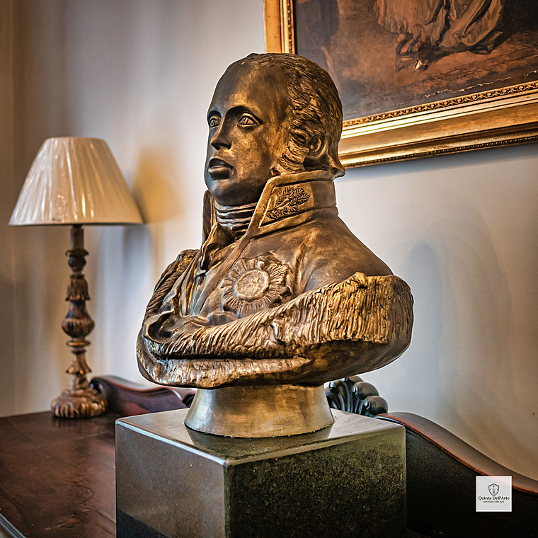 imagem do produto Busto Dom Jo�o VI em Bronze 74cm BBZ047 Escultura Cl�ssica com Base em M�rmore
