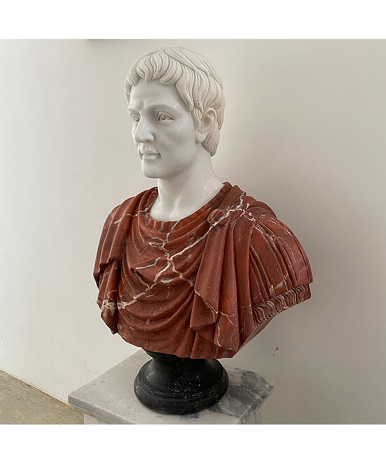 imagem do produto Busto em M�rmore Caio J�lio C�sar 80cm BMP044 Escultura Cl�ssica de Luxo