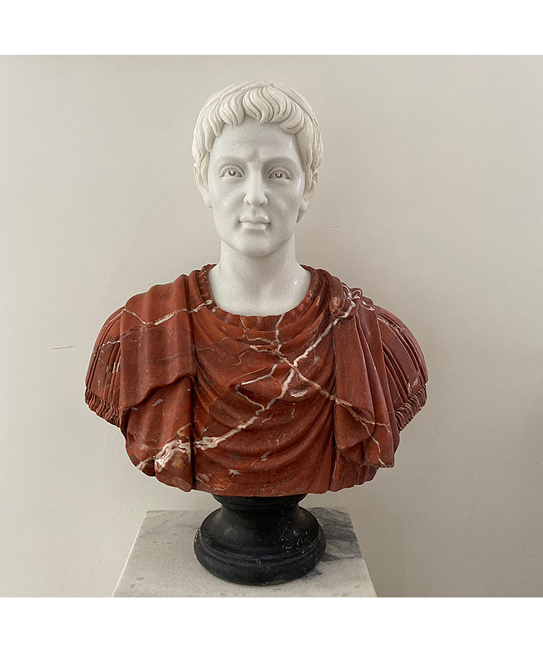 imagem do produto Busto em M�rmore Caio J�lio C�sar 80cm BMP044 Escultura Cl�ssica de Luxo