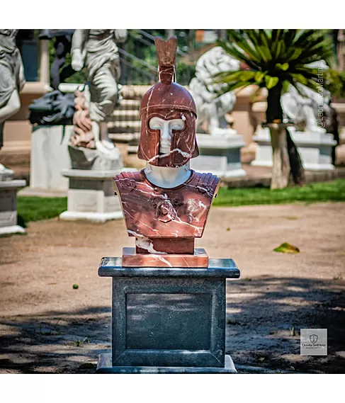 imagem de Busto Espartano em Mármore 82cm BMP074 Imponência e Tradição