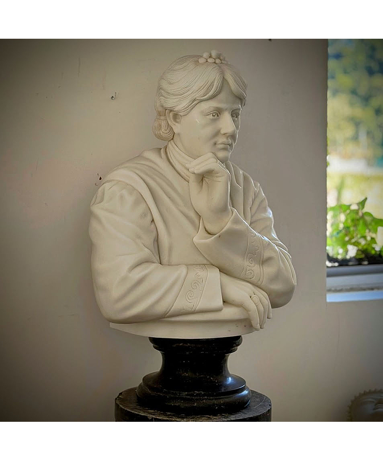 imagem do produto Busto Helena Blavatsky em M�rmore Branco 90cm BMP079 Misticismo e Eleg�ncia
