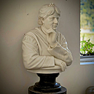 imagem do produto Busto Helena Blavatsky em M�rmore Branco 90cm - BMP079