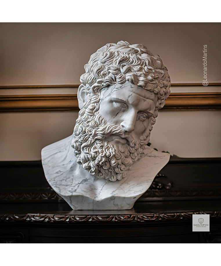 imagem do produto Busto H�rcules em M�rmore Carrara 50cm - BMP081C