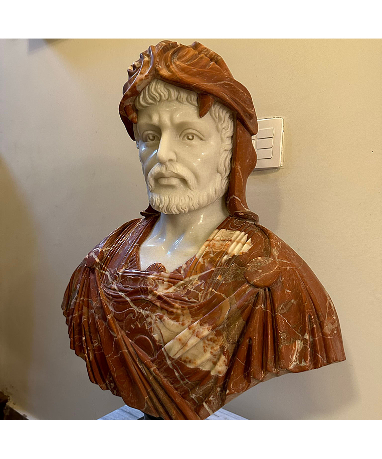 imagem do produto Busto H�rcules VIII em M�rmore 77cm BMP046 For�a e Express�o Cl�ssica