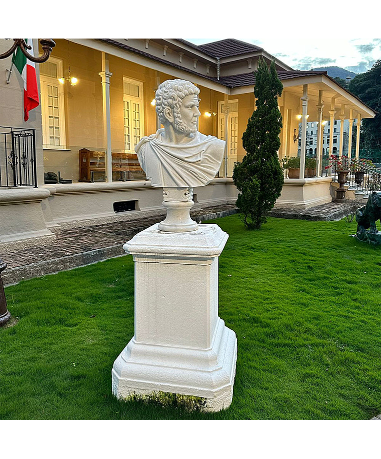 imagem do produto Busto Imperador Caracala 100cm - BMP048
