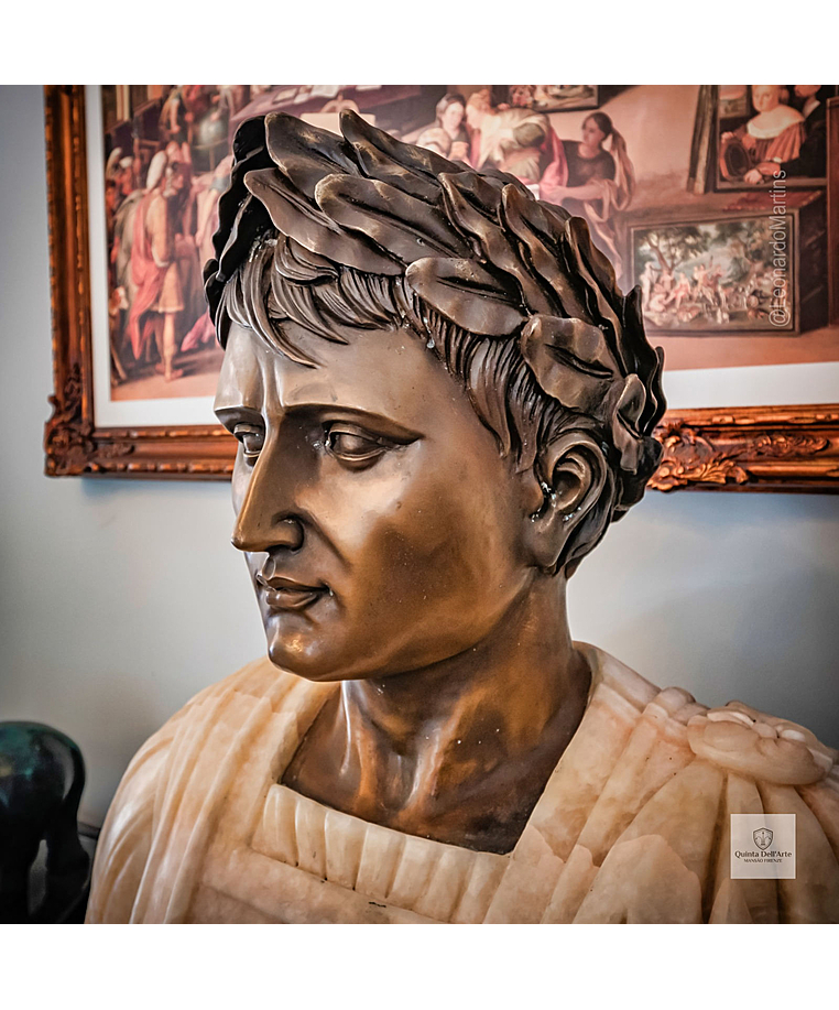 imagem do produto Busto Imperador Romano C�sar em M�rmore Color e Bronze 80cm BMP073 Poder Imperial