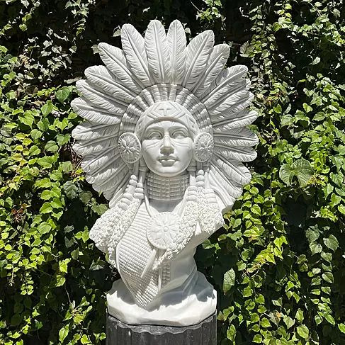 imagem de Busto Indígena Feminino em Mármore Branco 70cm IMP050 Beleza e Identidade