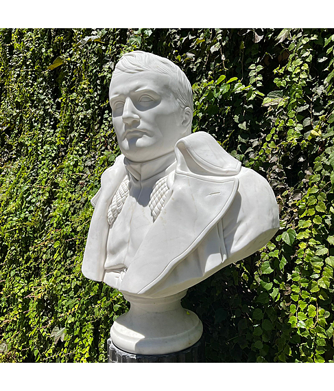 imagem de Busto Napoleo Bonaparte em Mrmore Branco 83cm - BMP056