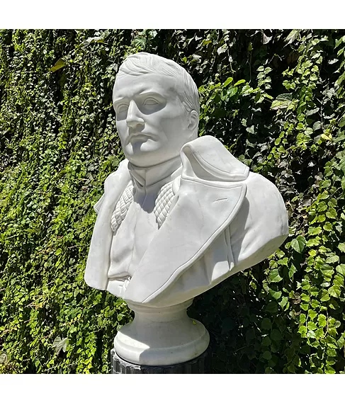 imagem de Busto Napoleão Bonaparte em Mármore Branco 83cm - BMP056
