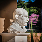 imagem do produto Busto Sigmund Freud em M�rmore Branco 60cm | Escultura Art�stica Inspirada em Oscar Nemon 