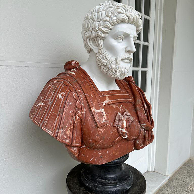 imagem do produto Busto Soldado Romano em M�rmore 79cm BMP030