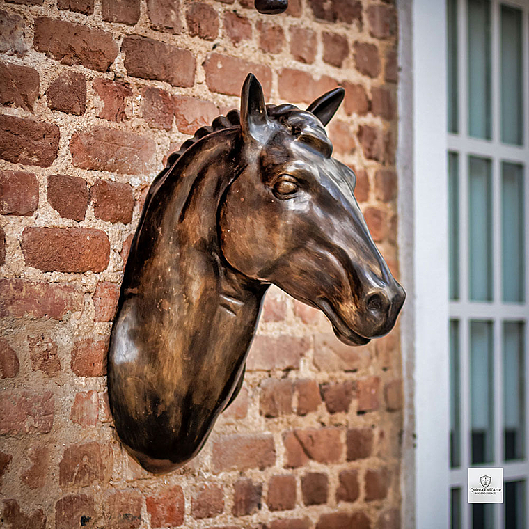 imagem do produto Cabe�a de Cavalo em Bronze 62cm VRBZ330 Eleg�ncia e Express�o