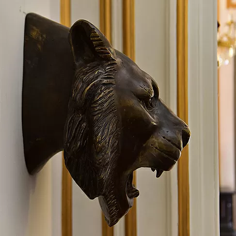 imagem de Cabeça de Tigre em Bronze 48cm VRBZ317 Força e Expressão