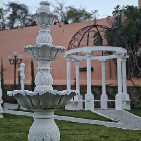 imagem de Chafariz 3 Pratos 200cm para Lago Mármore Branco - FMP178 Alto Padrão