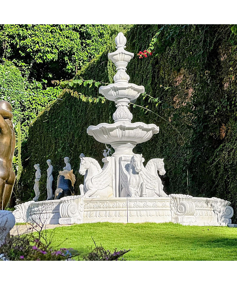 imagem do produto Chafariz 3 Pratos com Lago e Cavalos 300cm - FMP210