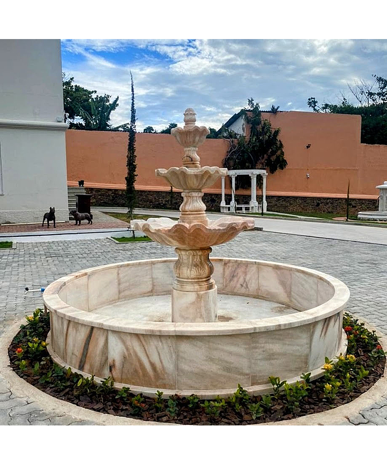 imagem do produto Chafariz 3 Pratos com Lago em M�rmore 230cm - FMP169 | Sofistica��o para Projetos 