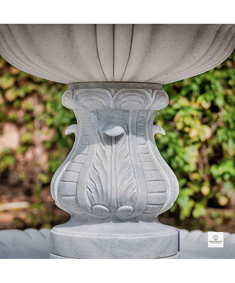 imagem do produto Chafariz 3 Pratos com Lago em M�rmore 250cm - FMP211 | Estilo Cl�ssico e Refinado