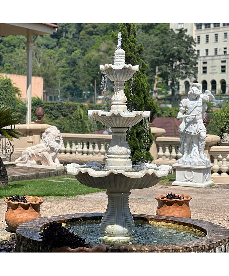 imagem do produto Chafariz 3 Pratos em M�rmore Branco 230cm - FMP221 Design Cl�ssico para Jardins