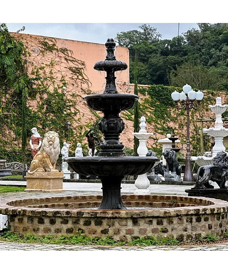 imagem de Chafariz 3 Pratos em Mármore Preto 230cm - FMP220 Indicado para Jardins de Luxo