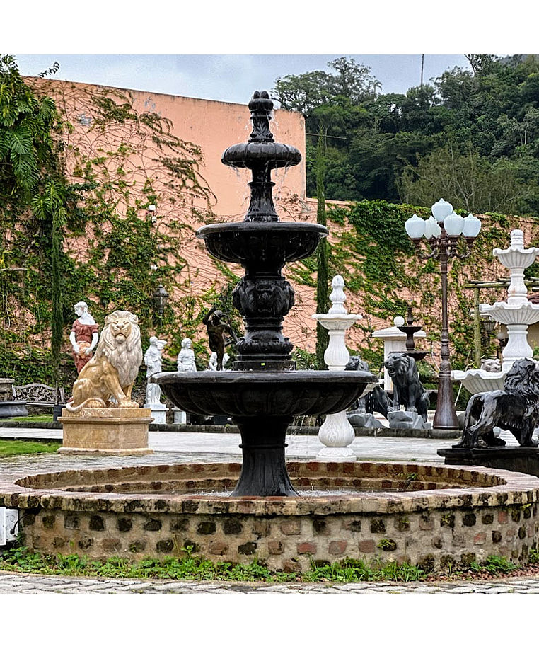 imagem do produto Chafariz 3 Pratos em M�rmore Preto 230cm - FMP220 Indicado para Jardins de Luxo