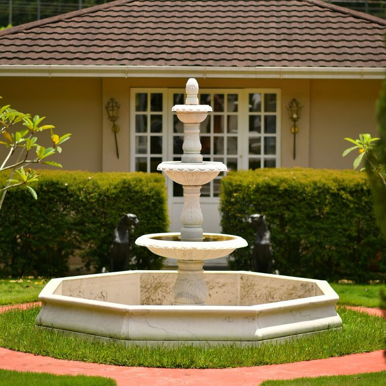 imagem do produto Chafariz de Jardim Luxo 3 Pratos M�rmore Branco 250cm - FMP196