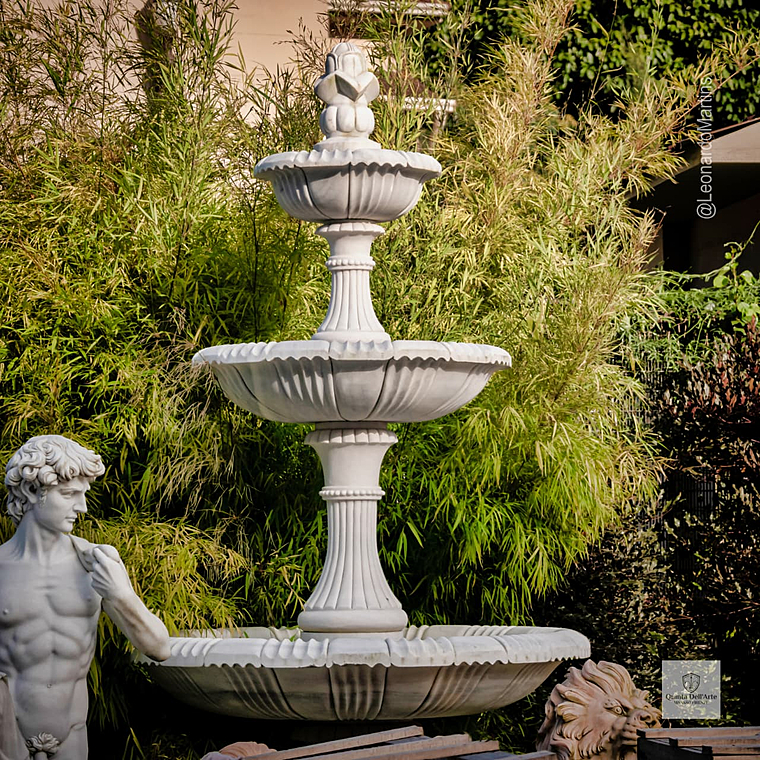 imagem do produto Chafariz de M�rmore 3 Pratos Gigante com Lago 310cm - FMP375
