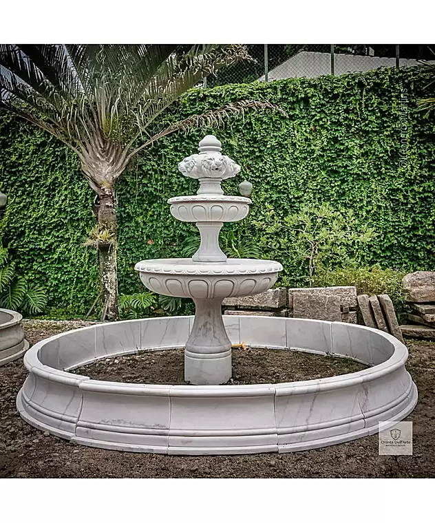 imagem do produto Chafariz de M�rmore Branco com 2 pratos e Lago - FMP353 230cm Altura