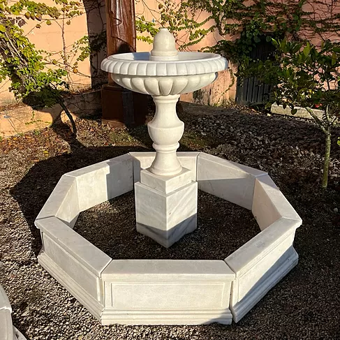 imagem de Chafariz de Marmore Granada 1 Prato com Lago 120cm - FMP226 Destaque no Jardim