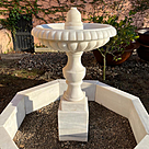 imagem do produto Chafariz de Marmore Granada 1 Prato com Lago 120cm - FMP226 Destaque no Jardim