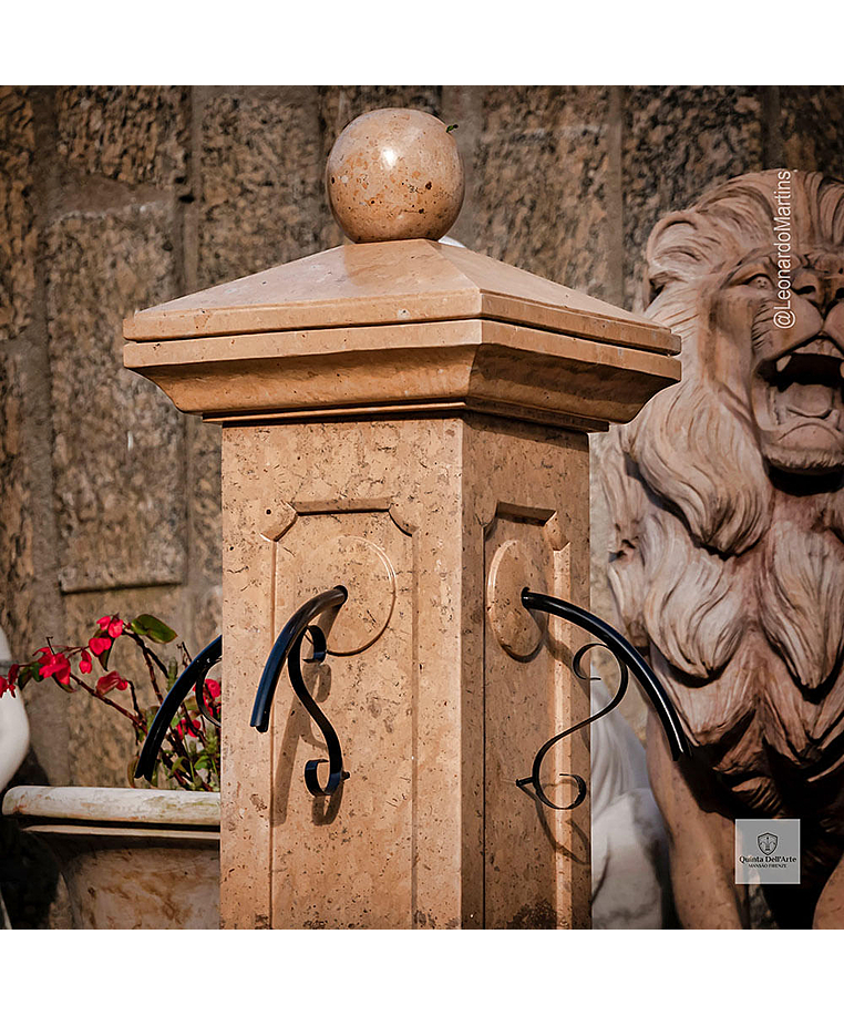 imagem do produto Chafariz Moderno em M�rmore Marrom 148cm - FMP067