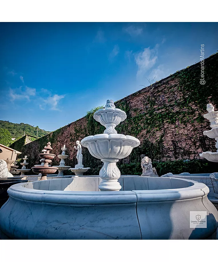 imagem de Chafariz Roma Mármore Branco 180cm - FMP390