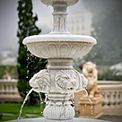 imagem do produto Chafariz Sofisticado em M�rmore Branco para Paisagismo - FMP219