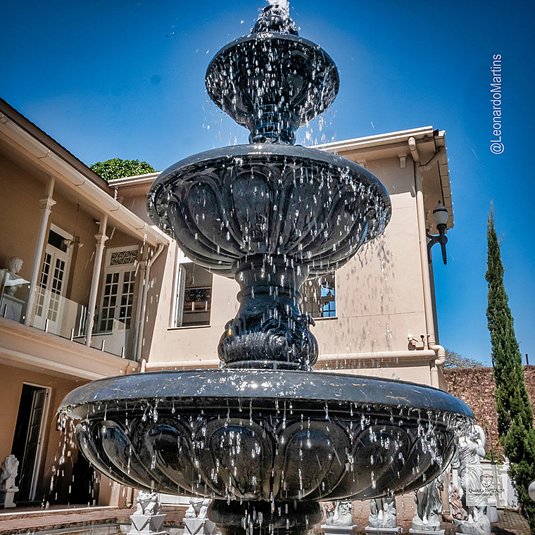 imagem do produto Chafariz Verona com Lago M�rmore Preto 285cm - FMP369 Estilo Cl�ssico e Refinado