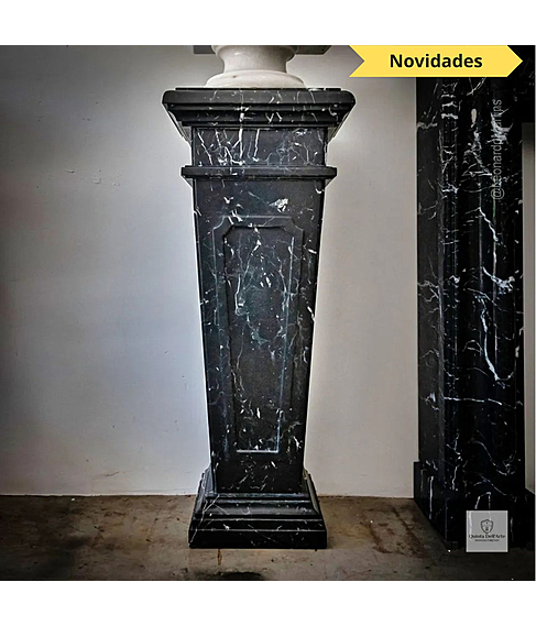 imagem de Coluna Brgamo em Mrmore Preto 100cm - VRMP359